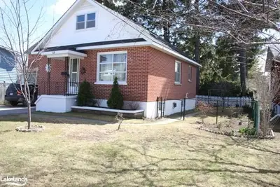 18 Sixth Street, Collingwood, On L9y 2a7