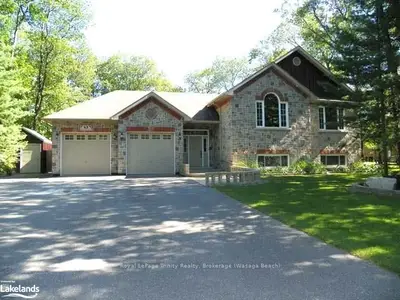 43 Knox Road W, Wasaga Beach, On L9z 1j2