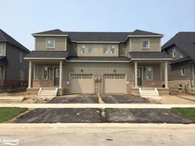 25 Robertson Street, Collingwood, On L9y 3z1