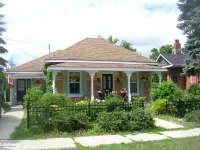 106 Napier Street, Collingwood, On L9y 3t2