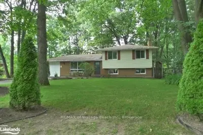 74 Helena Street, Wasaga Beach, On L9z 1r1