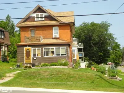 330 Bay Street, Midland, On L4r 1k2