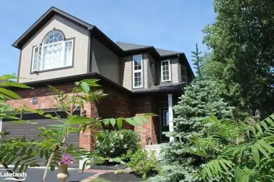 499 Peel Street, Collingwood, On L9y 0c3