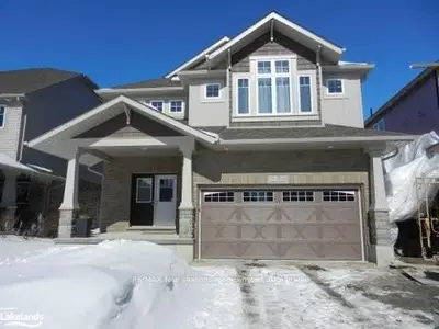 5 Sherwood Street, Collingwood, On L9y 5l1