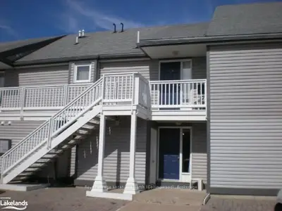 53 Trott Boulevard 156, Collingwood, On L9y 5b7