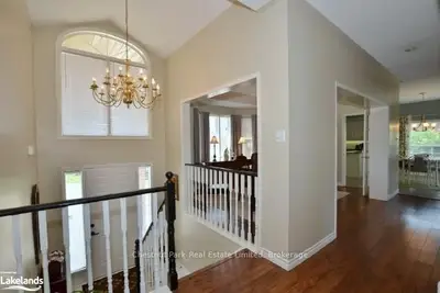18 Lamont Creek Drive, Wasaga Beach, On L9z 1j9