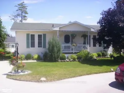 38 Topaz Street, Wasaga Beach, On L9z 1x7