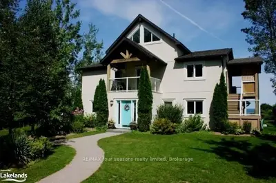 57 Madeline Drive, Collingwood, On L9y 0t9