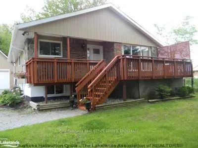 2609 Grand Tamarack Crescent, Severn, On L3v 0v8
