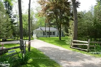 20 Theresa Street, Collingwood, On L9y 3z1