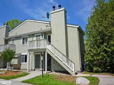 15 Dawson Drive 3, Collingwood, On L9y 3z5