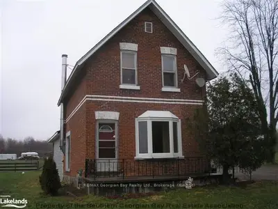2241 Old Fort Road, Tay, On L4r 4k3