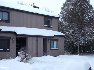 17 Harbour Street 224, Collingwood, On L9y 5b4