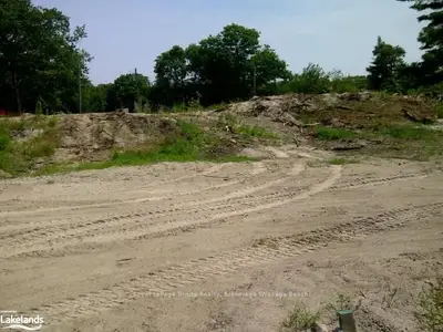 469 Mosley Street, Wasaga Beach, On L9z 2j4