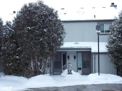 14 Dawson Drive 419, Collingwood, On L9y 5b4
