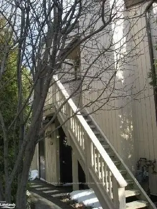 27 Dawson Drive 135, Collingwood, On L9y 5b4