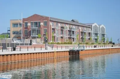 1 Shipyard Lane 313, Collingwood, On L9y 0w2
