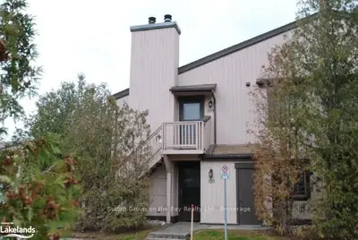 23 Dawson Drive 109, Collingwood, On L9y 5b4