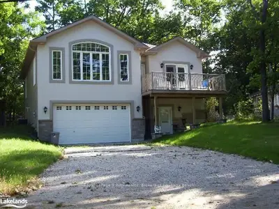 1405 River Road E, Wasaga Beach, On L9z 2r9