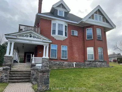 695 Dominion Avenue 3, Midland, On L4r 1r9