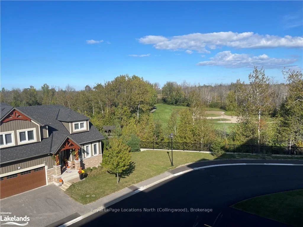 5 SPOONER Crescent 315, Collingwood, ON L9Y 1T3