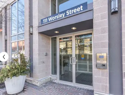 Condo Apartment in Barrie