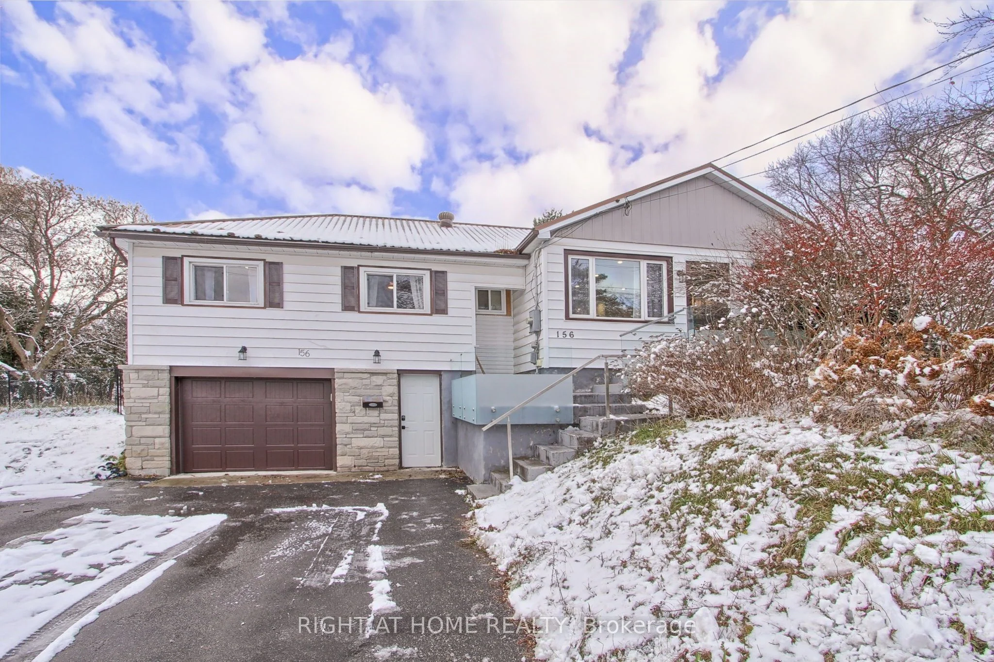 Detached in Barrie