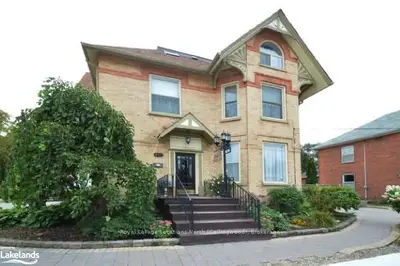 142 Hume Street, Collingwood, On L9y 1v5