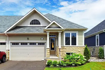 Att/Row/Townhouse in Midland