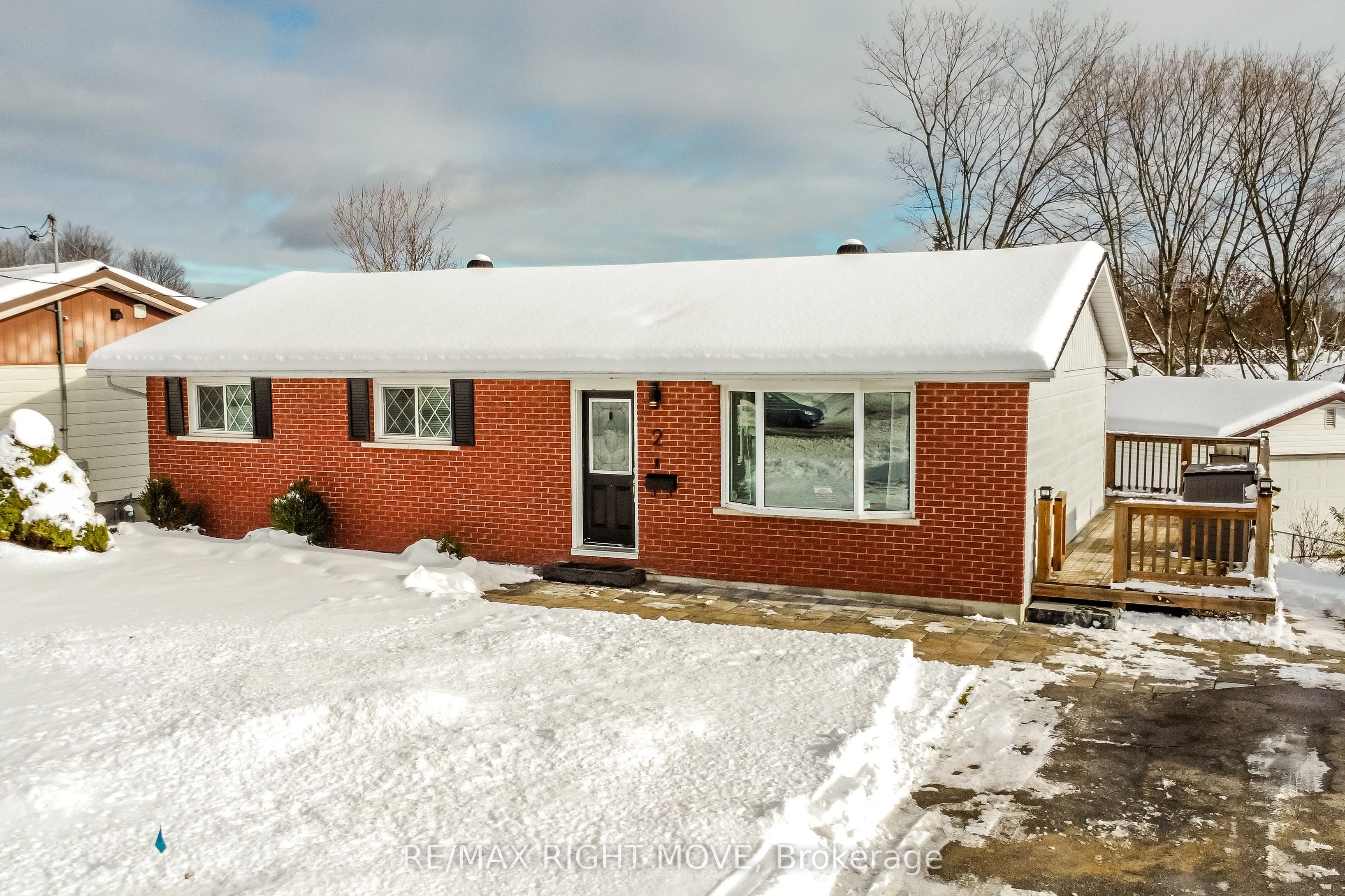 Detached in Orillia
