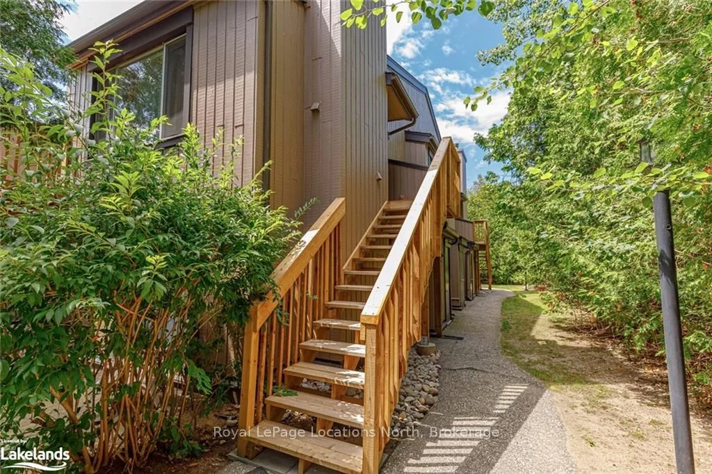 23 Dawson Drive 113, Collingwood, On L9y 5b4
