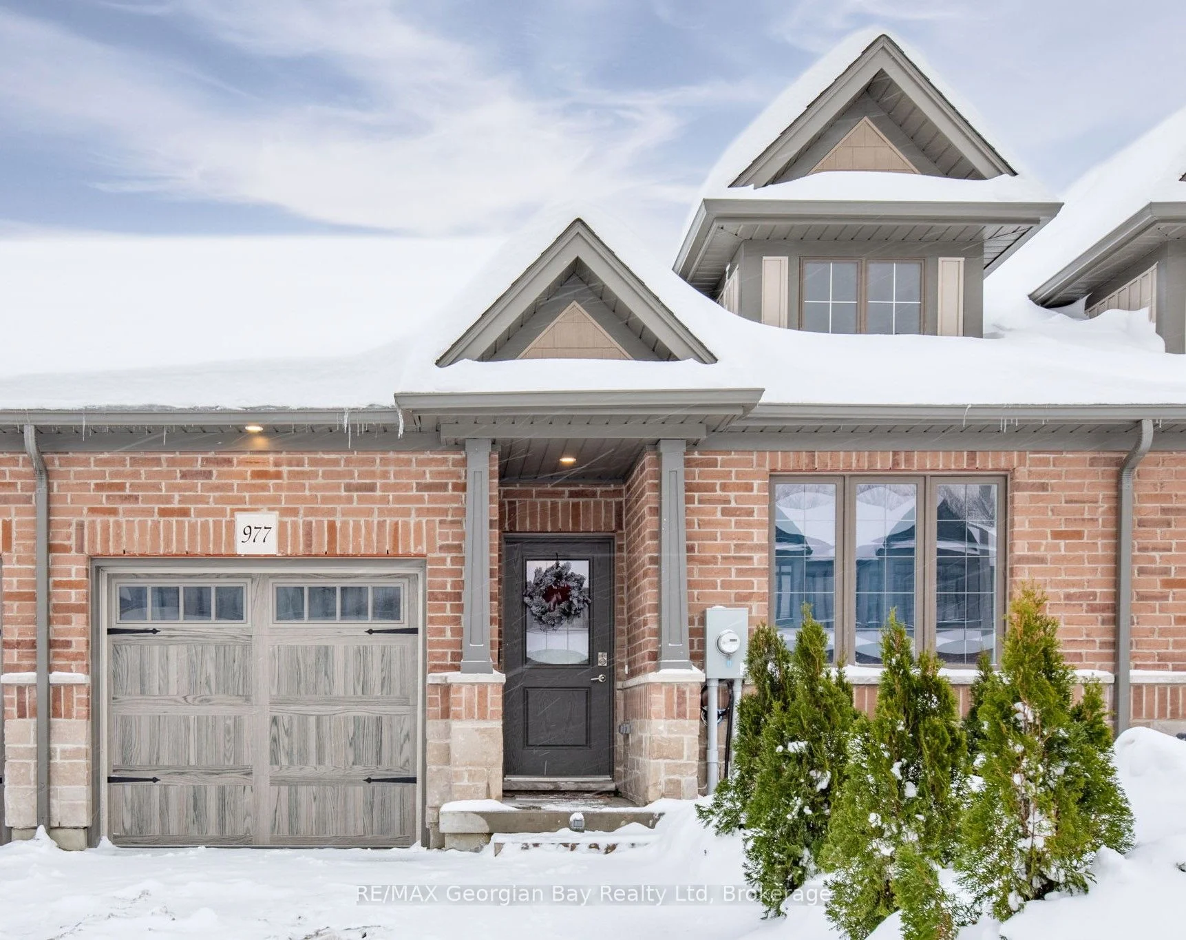 Att/Row/Townhouse in Midland