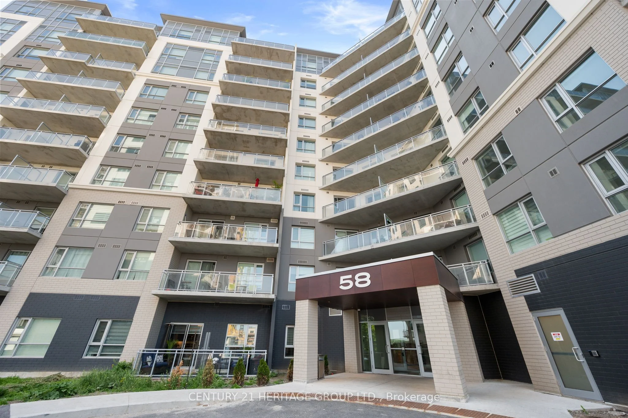 Condo Apartment in Barrie