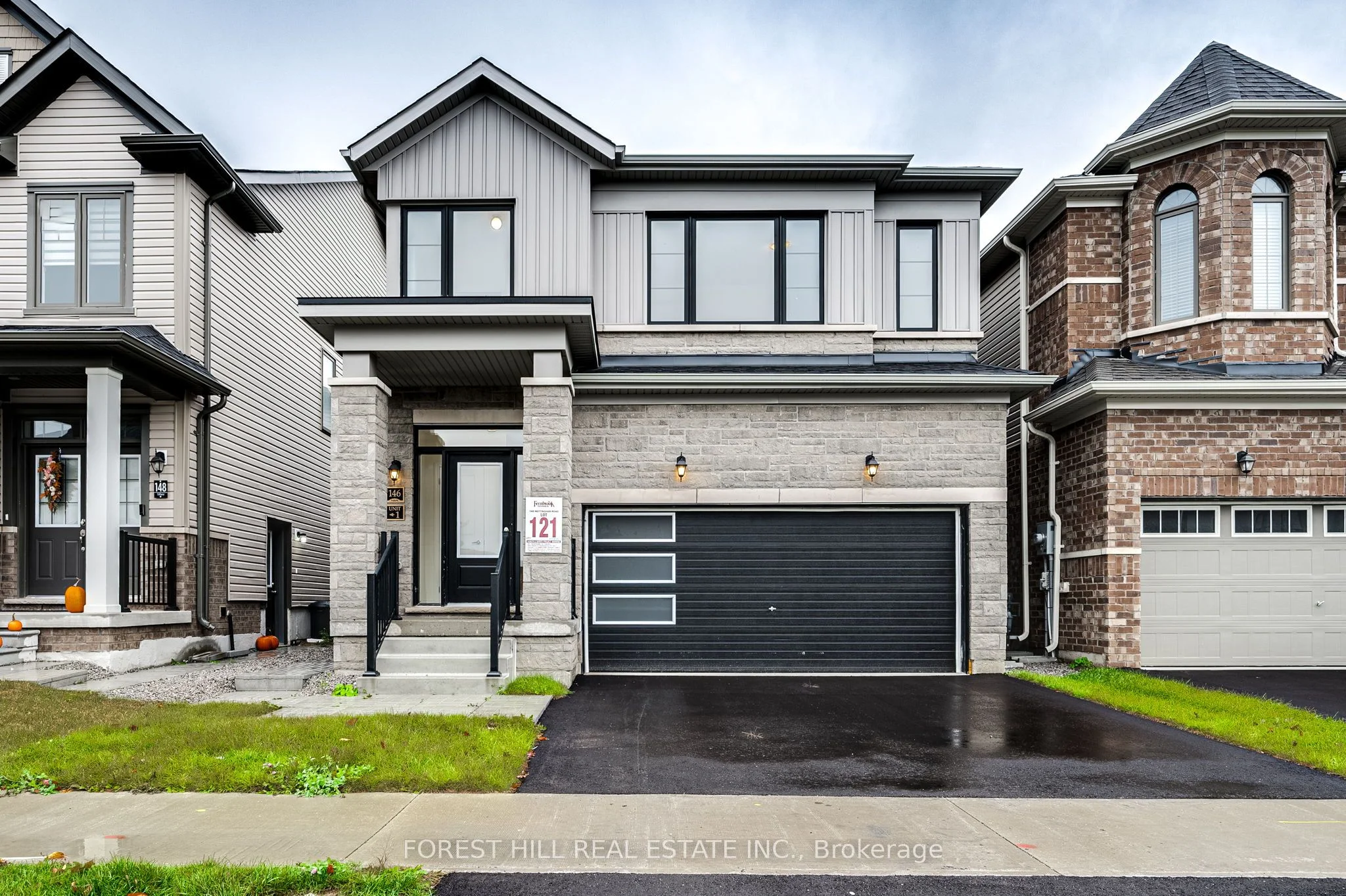Detached in Barrie