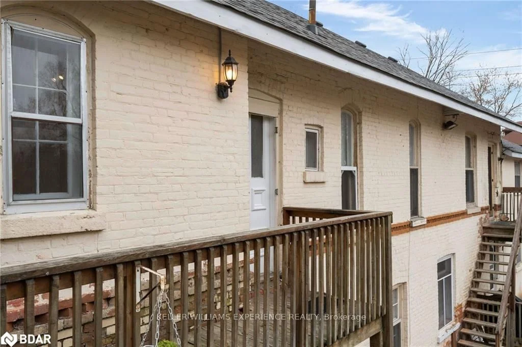 101 Clapperton Street 9, Barrie, ON L4M 3G1