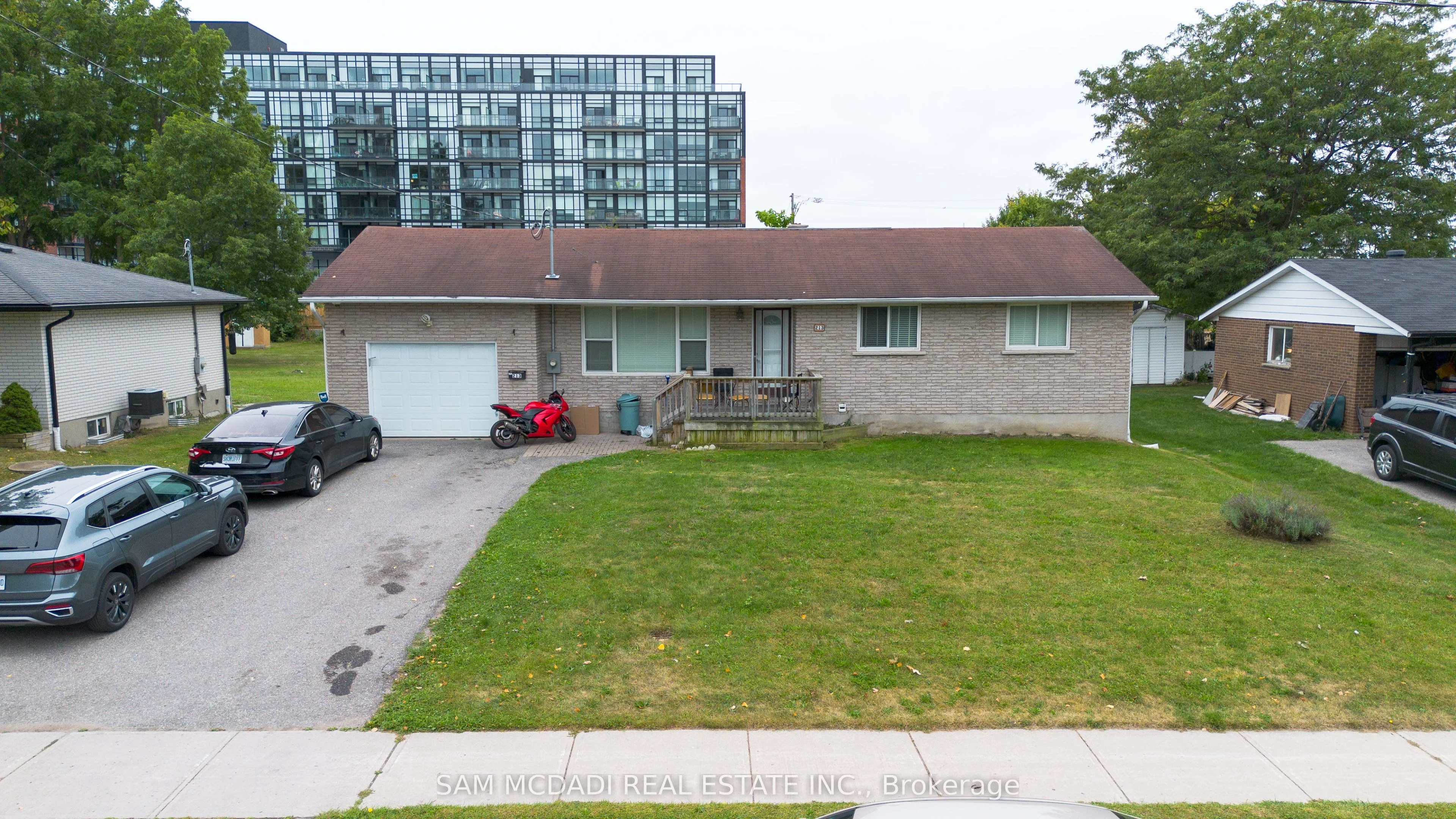 Detached in Barrie