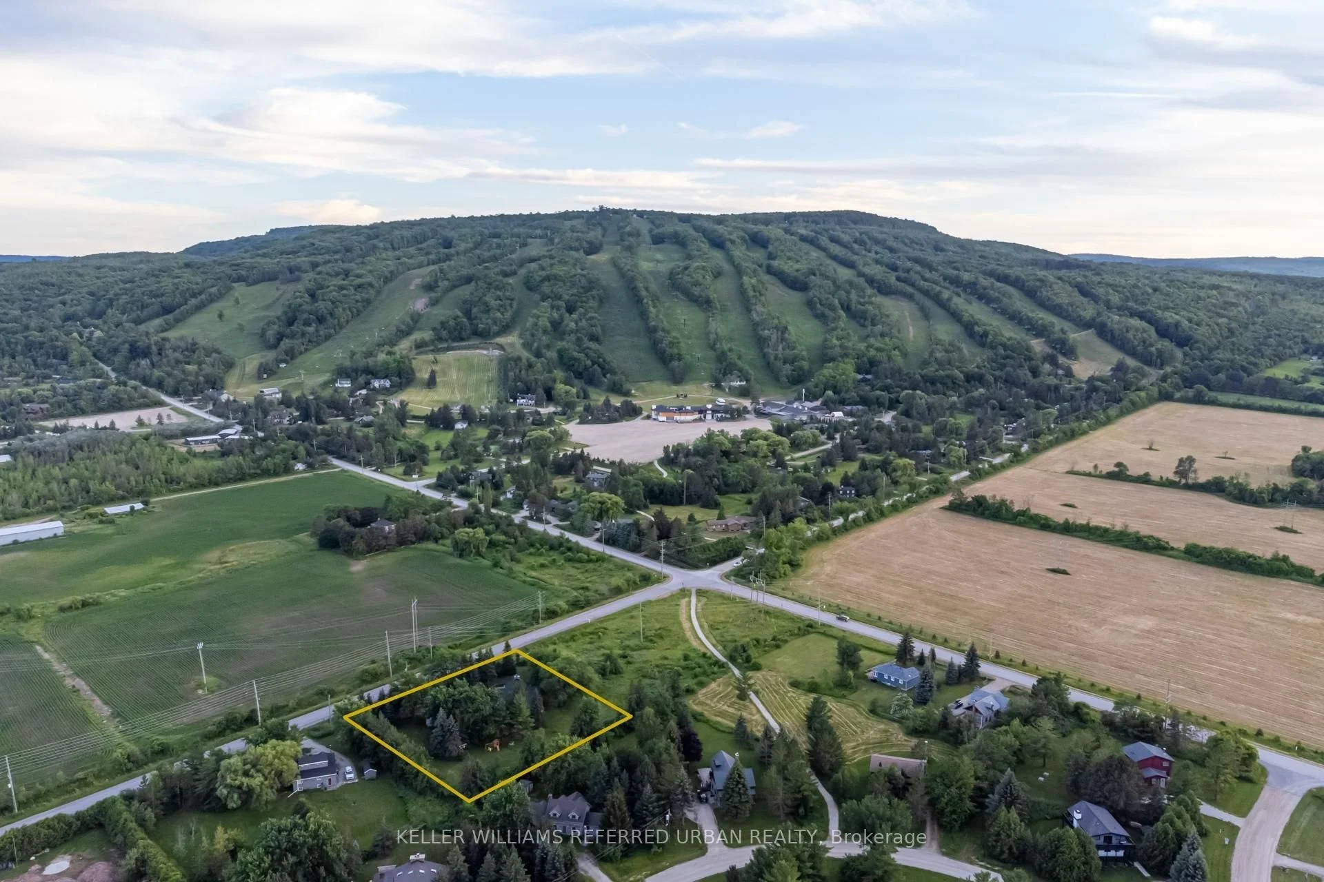 Detached in Clearview
