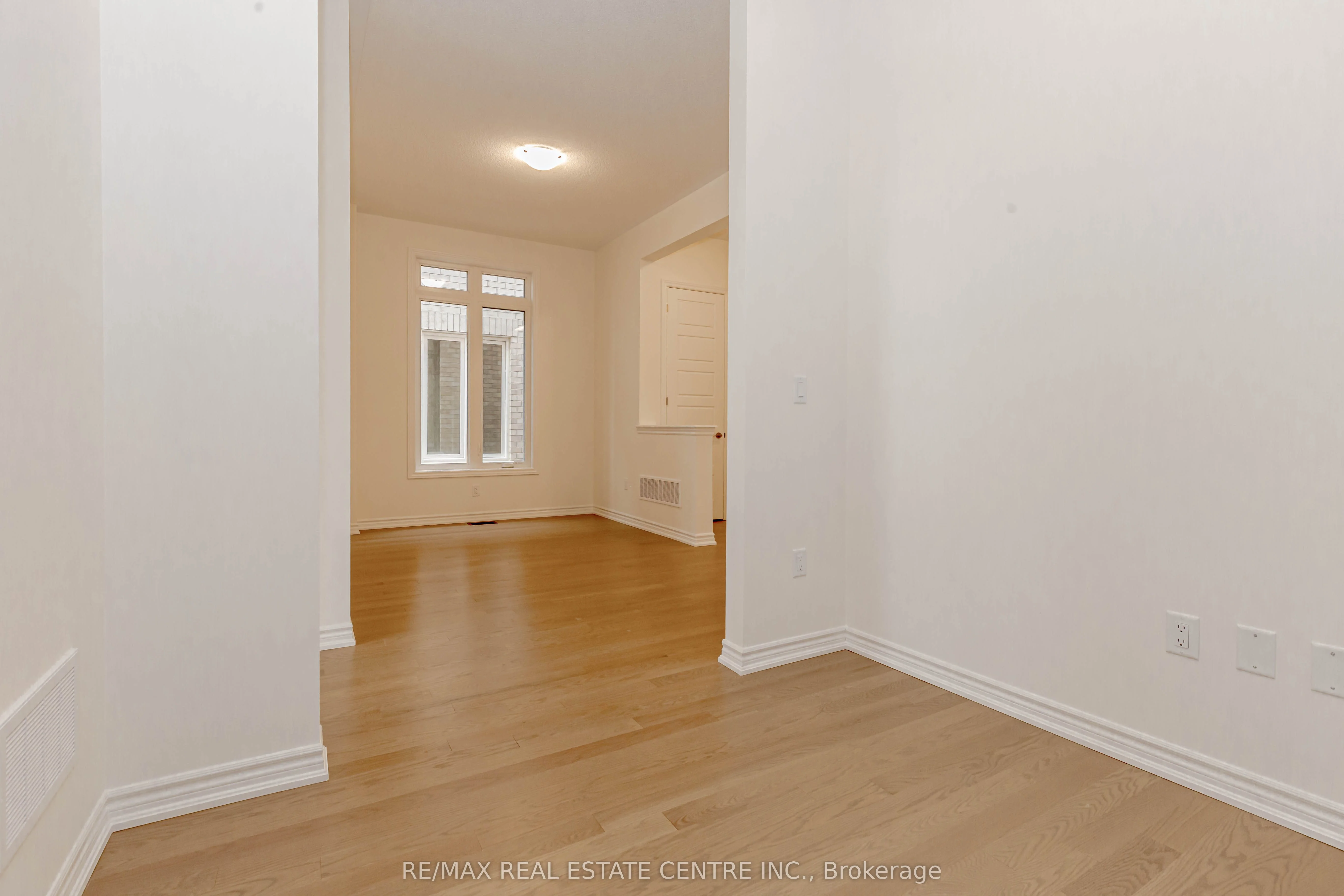 272 Madelaine Drive, Barrie, ON L9J 0P4
