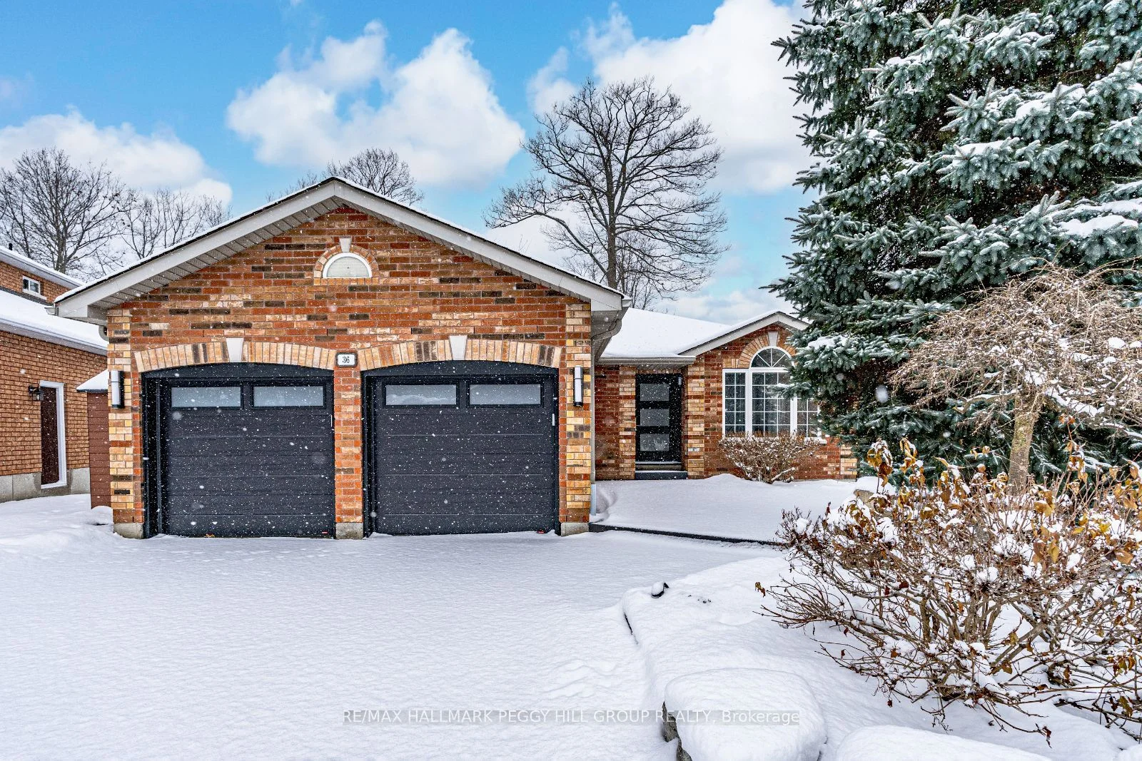 Detached in Barrie
