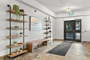 20 KODA Street 101, Barrie, ON L9J 0J7