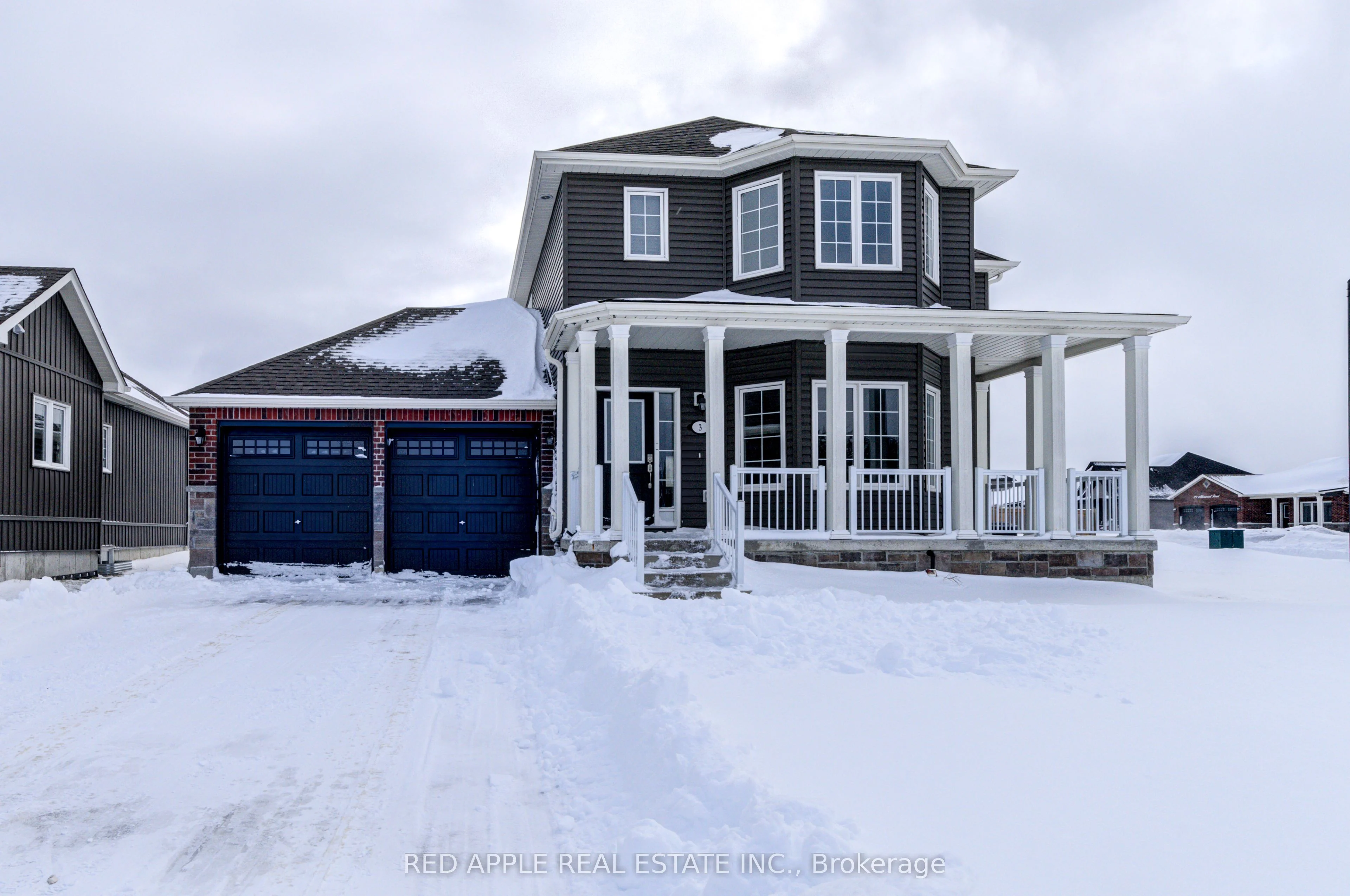 Detached in Springwater