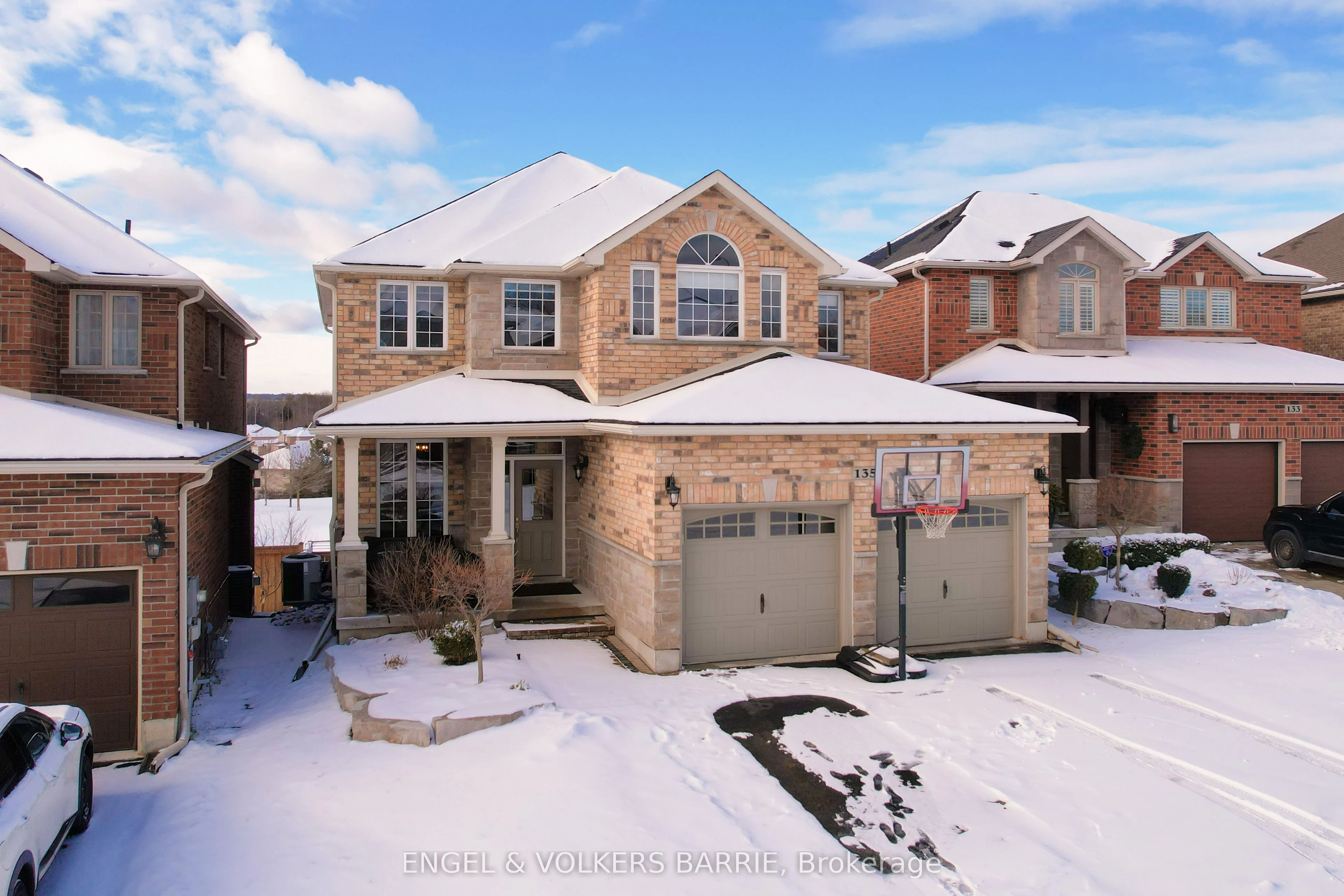 Detached in Barrie