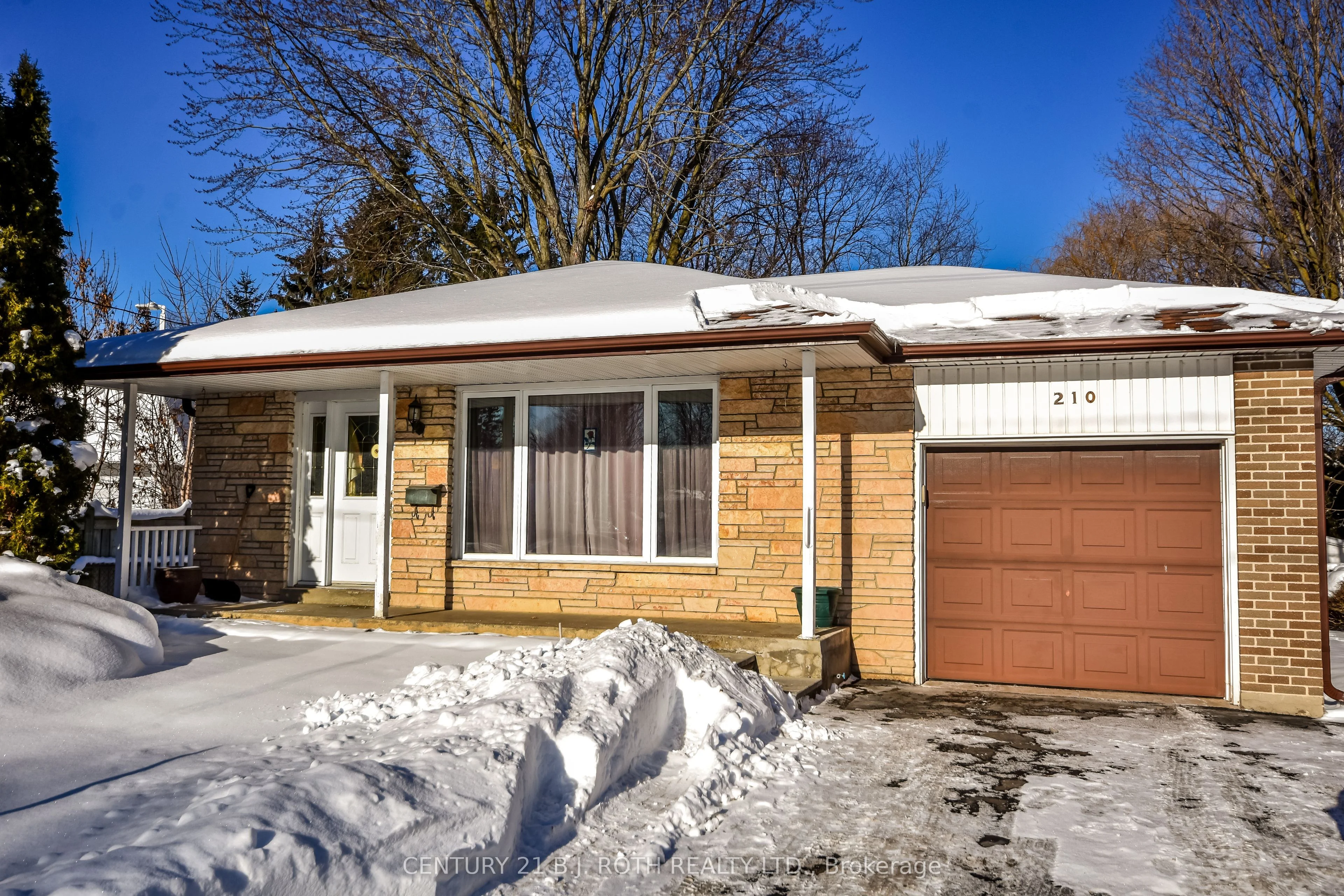 Detached in Barrie