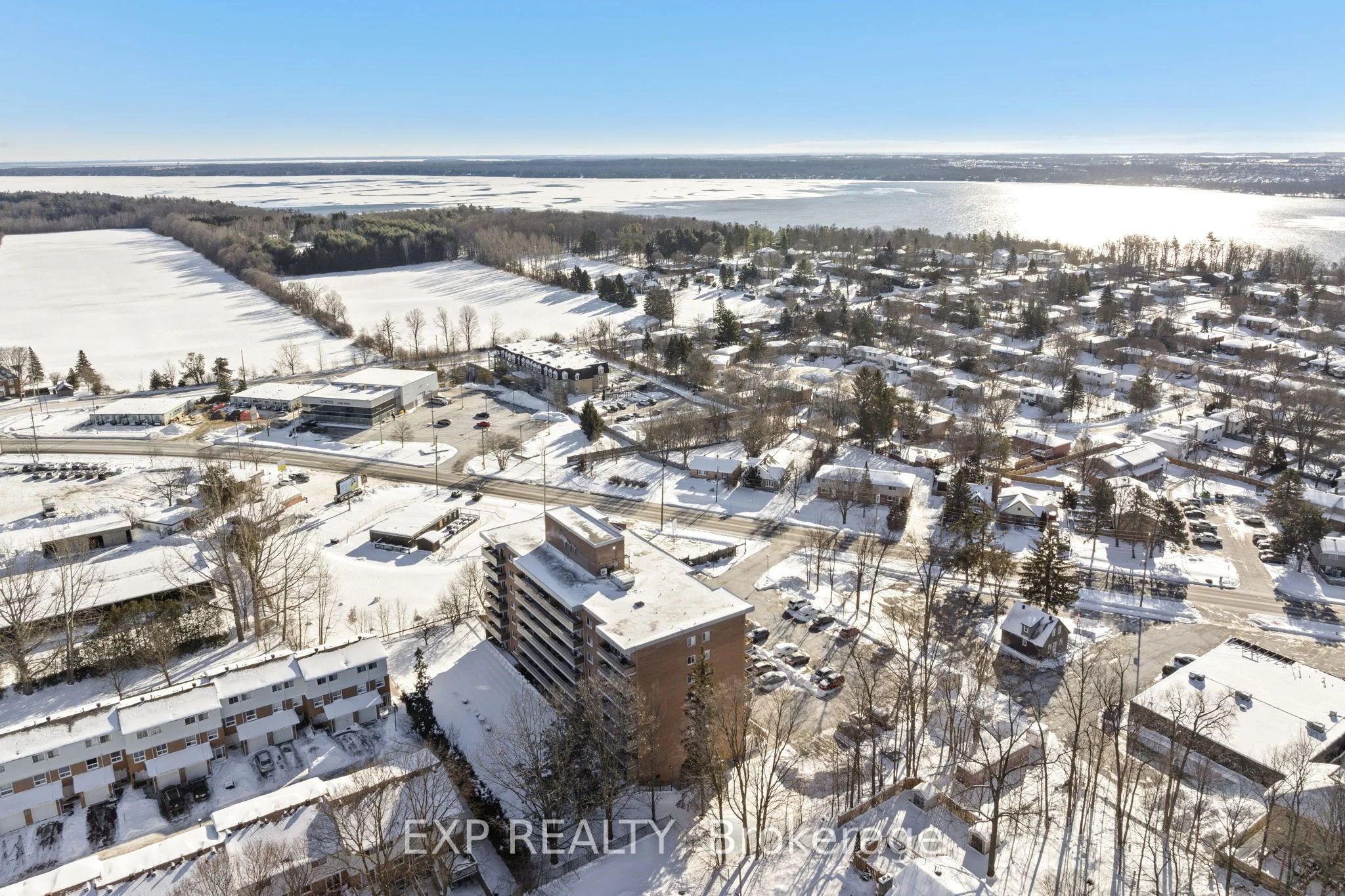 Condo Apartment in Barrie