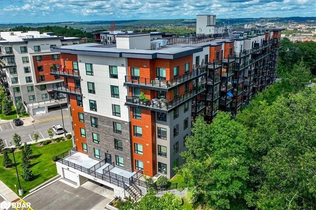 302 Essa Road 104, Barrie, On L9j 0h3