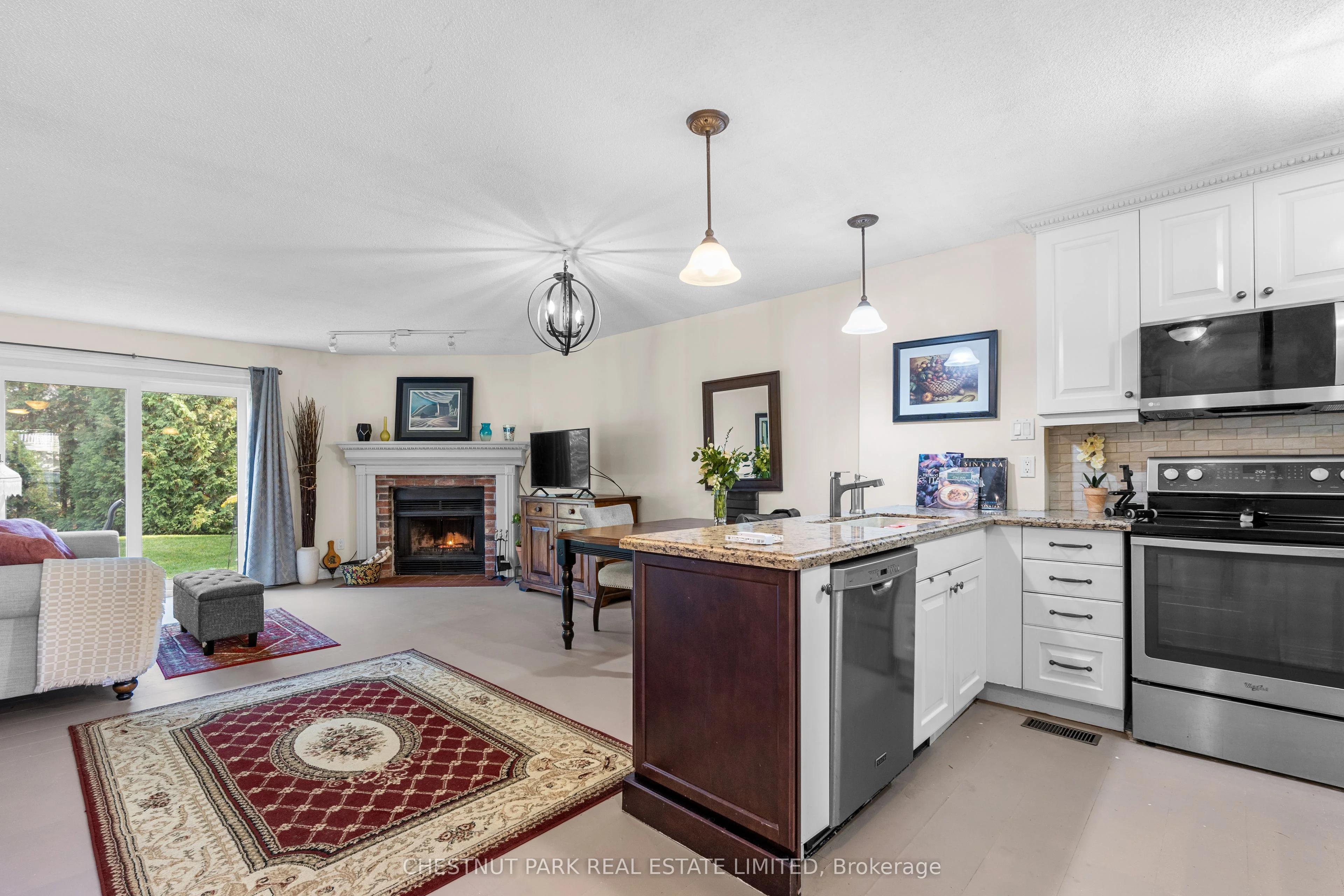 55 Trott Boulevard 131, Collingwood, ON L9Y 5B8