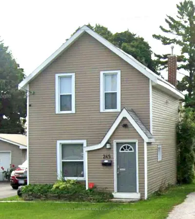 Detached in Orillia
