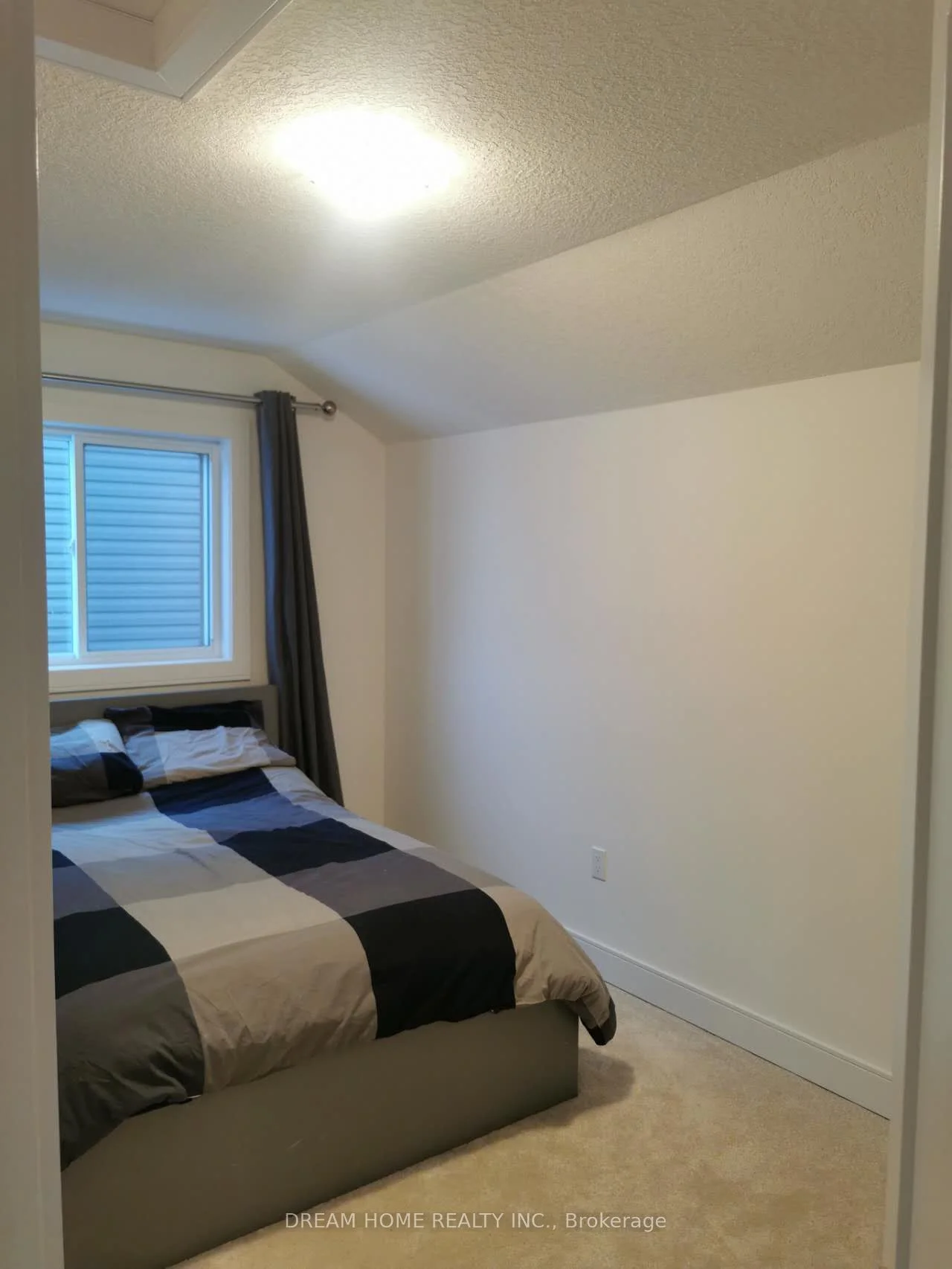 10 Mitchell Avenue, Collingwood, ON L9Y 3Y9