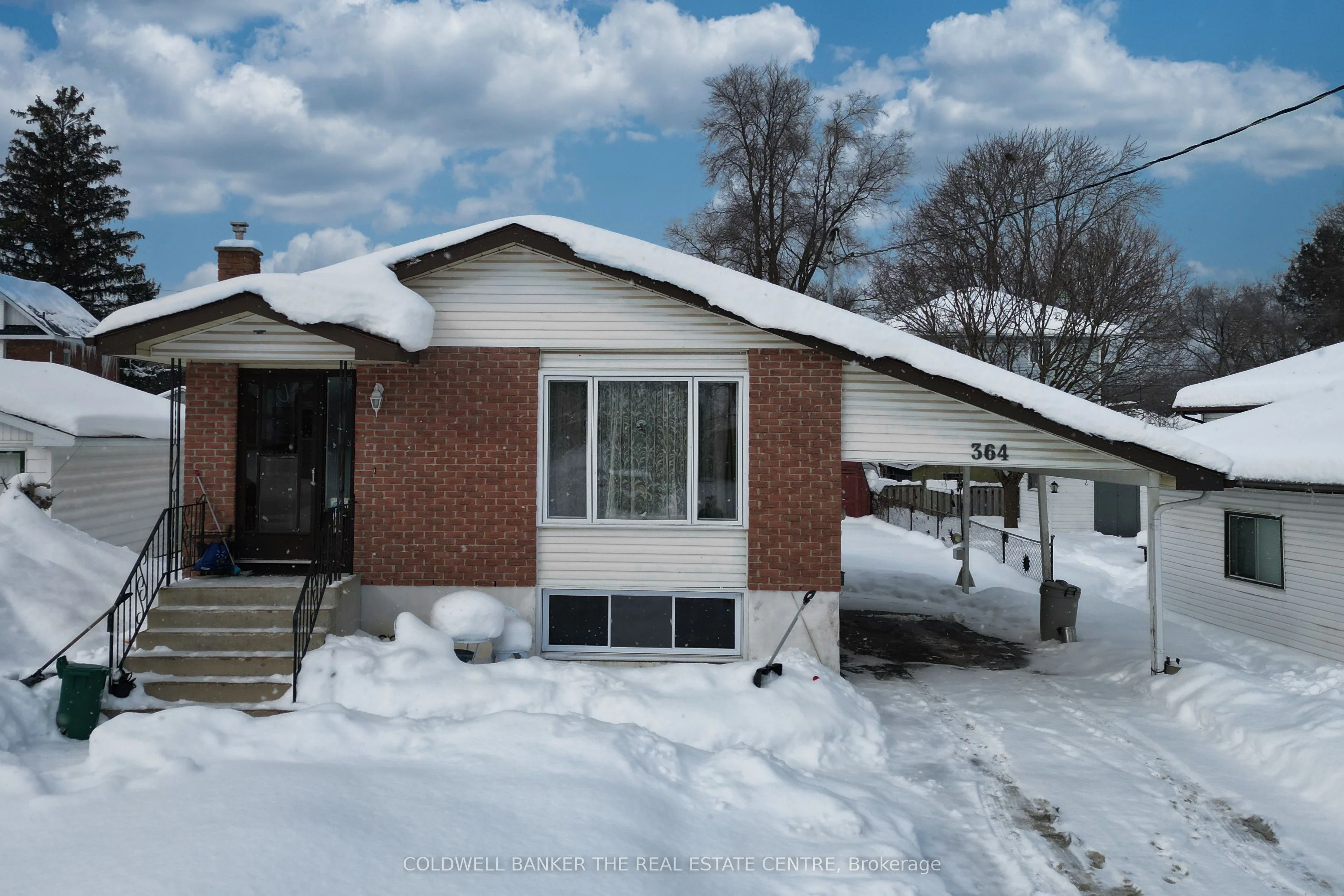 Detached in Orillia
