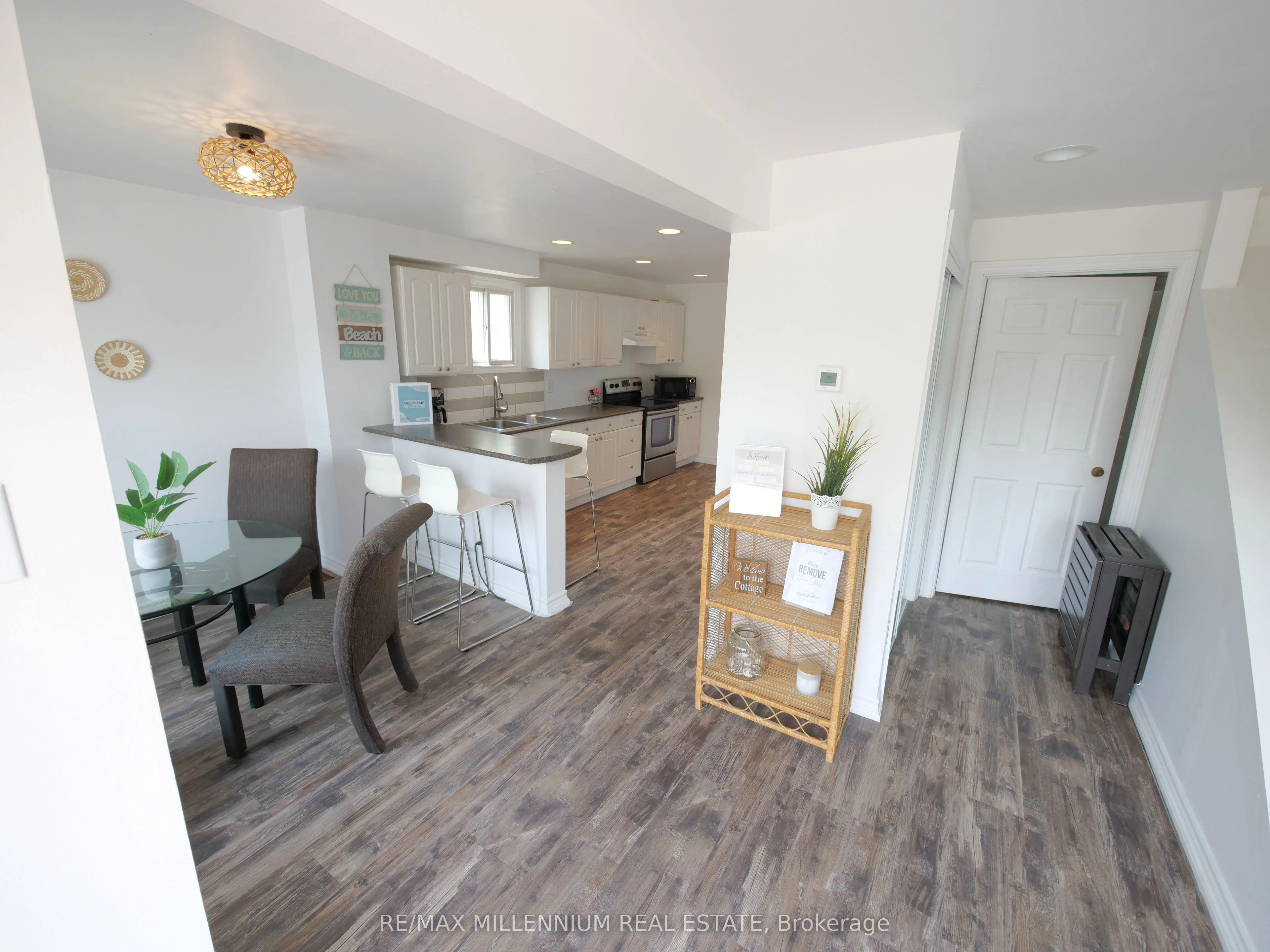 512 Mosley Street, Wasaga Beach, On L9z 2j4